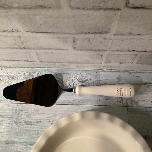 Rae Dunn Ceramic Jingle Pie Plate & Bells Server - Picture 5 of 6